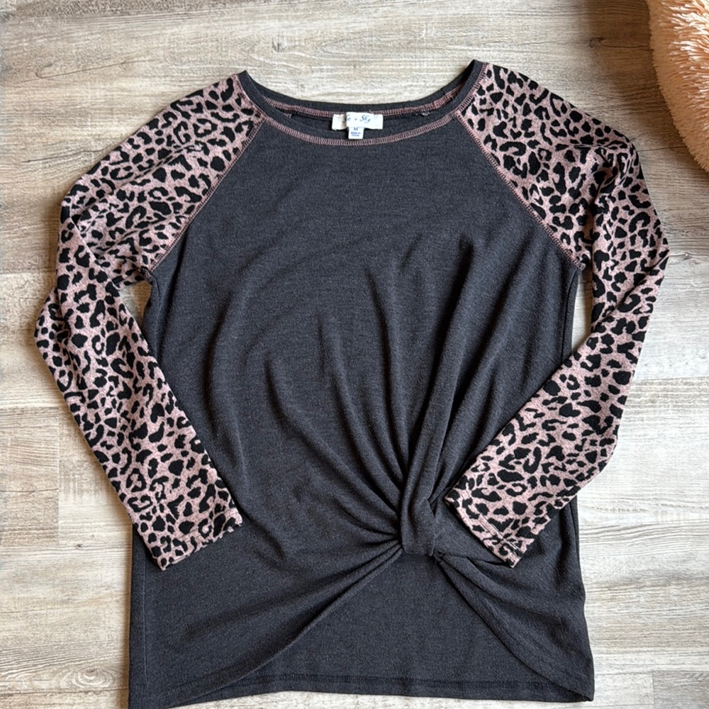 She + Sky Gray and tan Raglan Blouse with knot front